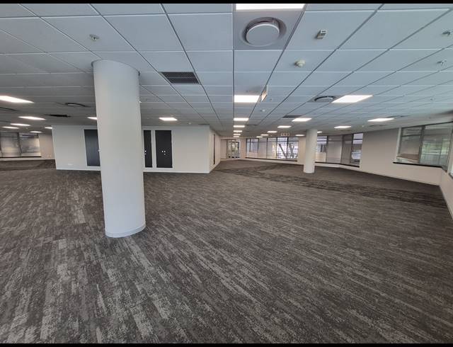 736M² OFFICE TO LET IN SANDTON CENTRAL